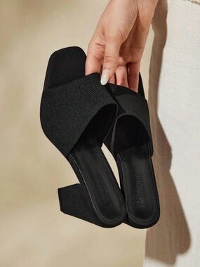 Cuccoo Black Square Toe  Heel Sandal | Size 6.5 (38)